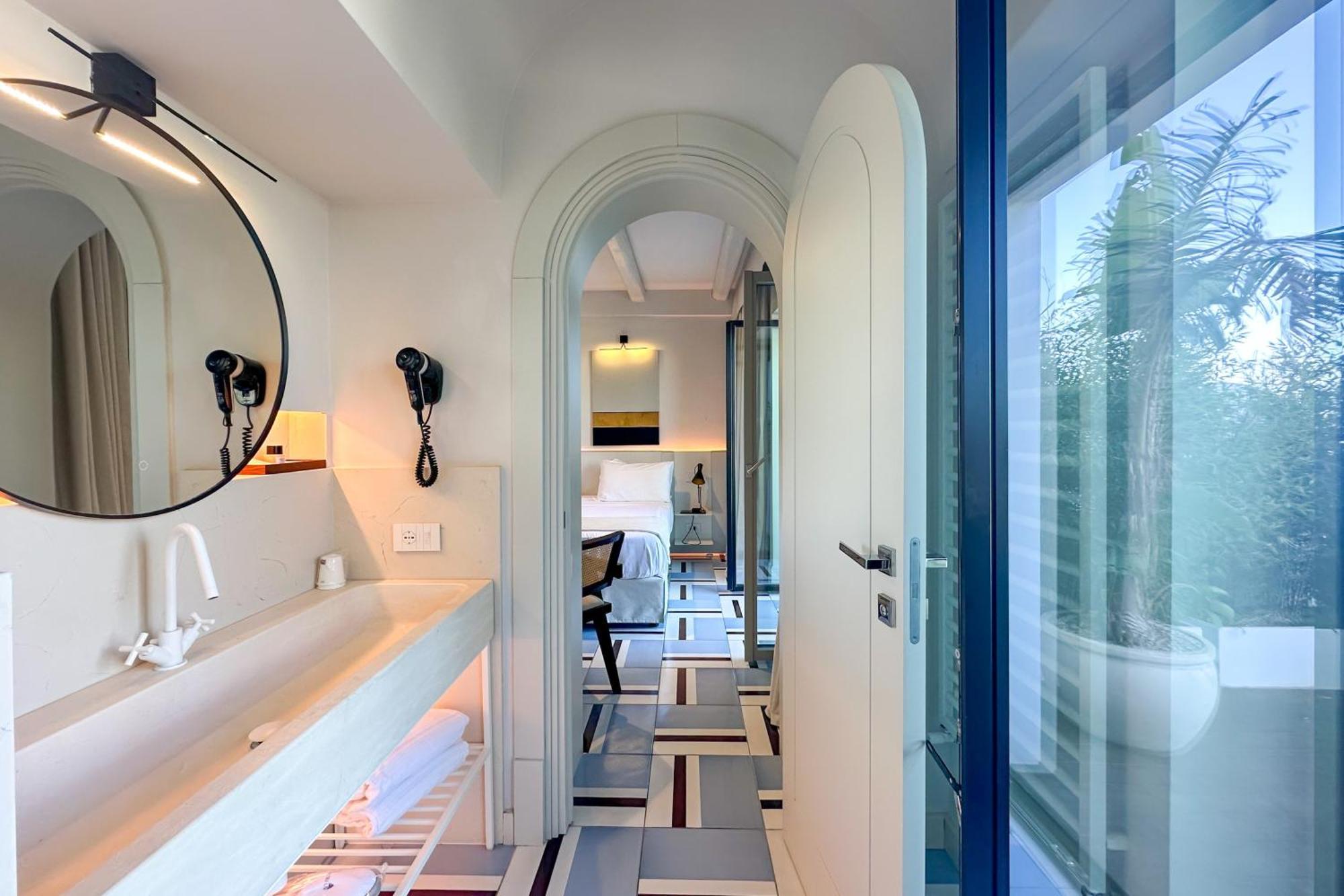 Dimora Dei Lari Hotel บาโคลี ภายนอก รูปภาพ